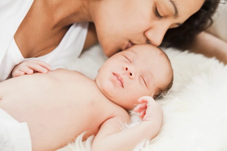 Come far addormentare un neonato