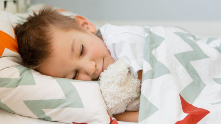 bambino dorme troppo pomeriggio