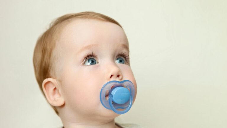 come togliere il ciuccio